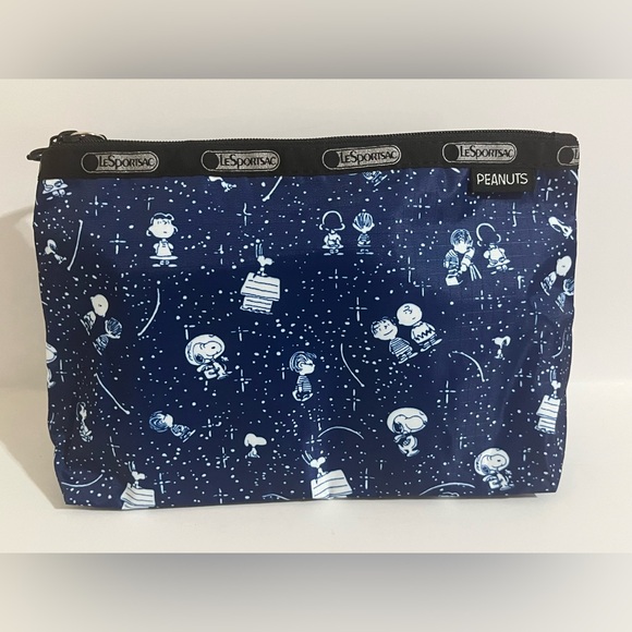 LeSportsac Peanuts Snoopy Stargazer Wristlet Pouch-like new - Picture 4 of 9